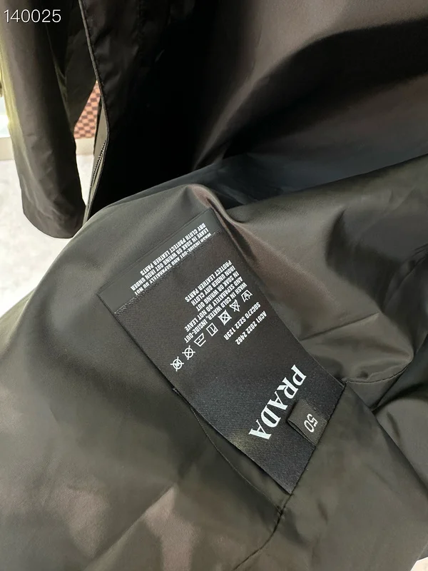 Prada M-3XL 26yr06 (9)